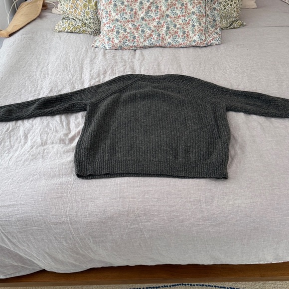 JENNI KAYNE: Medium, cashmere wool, oversized sweater, gray Marl. GUC! - Picture 7 of 7